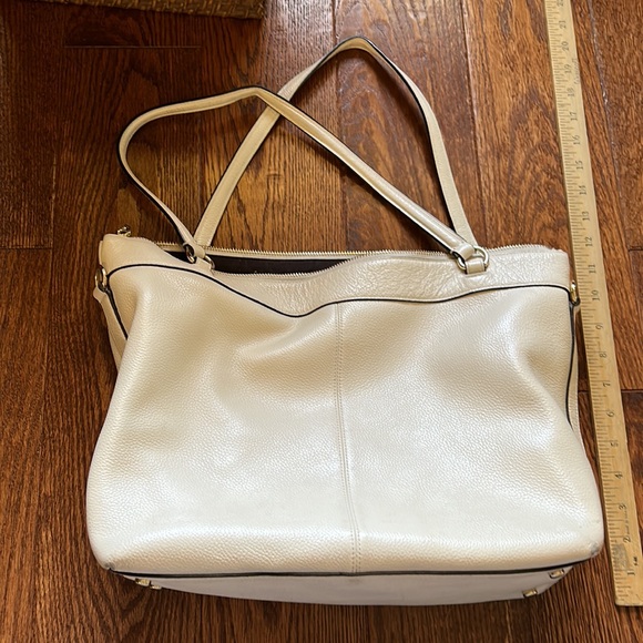 Coach Ivory Shoulder bag - Picture 2 of 6